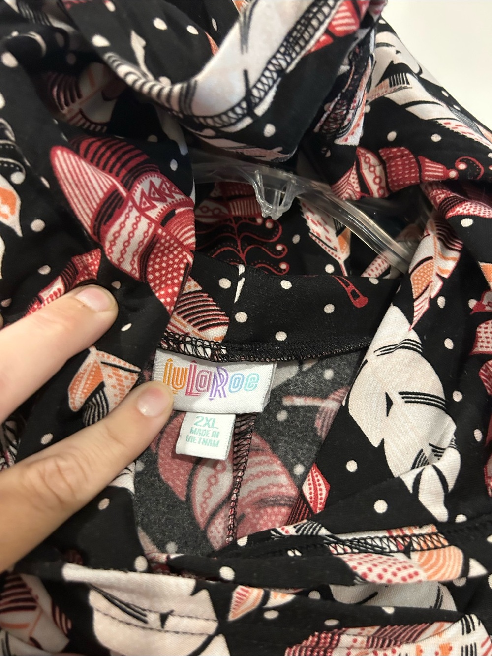 Lularoe amber feather hoodie 2x - Picture 2 of 2